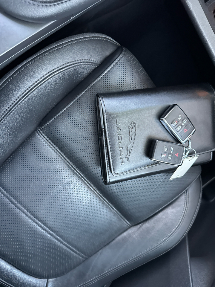 Jaguar E-Pace SE 2018 Jaguar E-Pace SE 2018