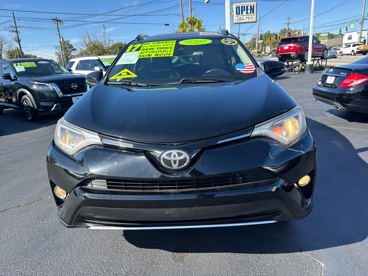 Toyota RAV4 XLE AWD 2017 Toyota RAV4 XLE AWD 2017