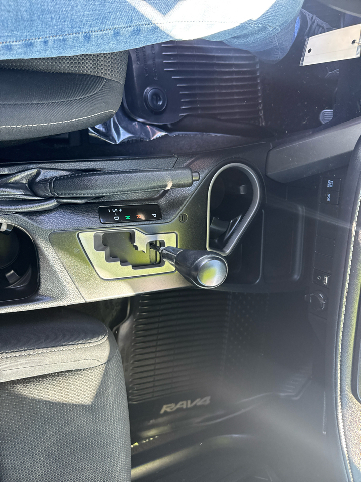 Toyota RAV4 XLE AWD 2017 Toyota RAV4 XLE AWD 2017