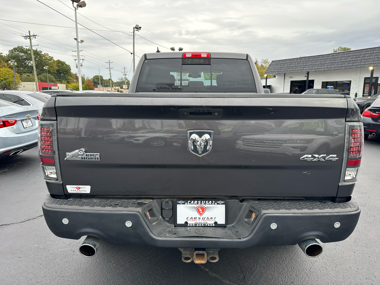 RAM 1500 4WD Crew Cab 140.5" SLT 2016 RAM 1500 4WD Crew Cab 140.5" SLT 2016