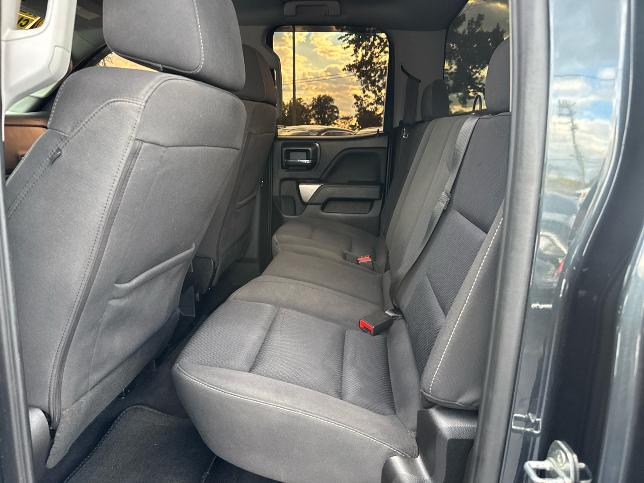 Chevrolet Silverado 1500 1LT Double Cab 4WD 2019 Chevrolet Silverado 1500 1LT Double Cab 4WD 2019