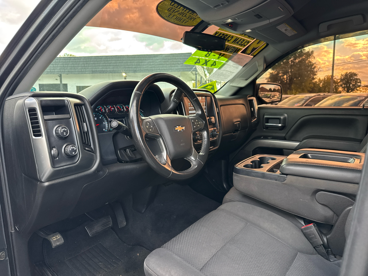 Chevrolet Silverado 1500 1LT Double Cab 4WD 2019 Chevrolet Silverado 1500 1LT Double Cab 4WD 2019