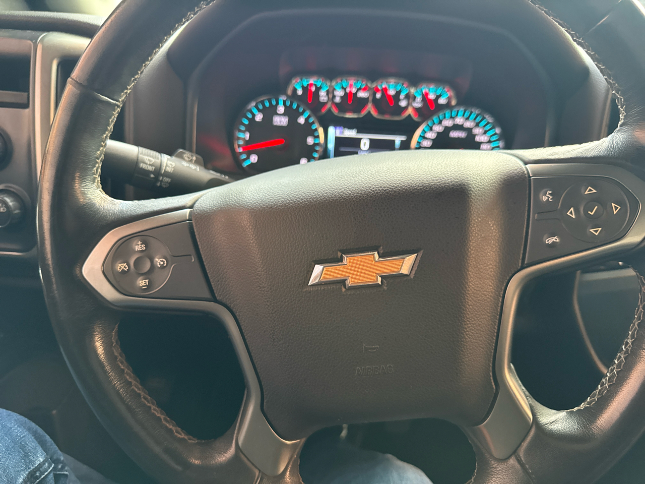 Chevrolet Silverado 1500 1LT Double Cab 4WD 2019 Chevrolet Silverado 1500 1LT Double Cab 4WD 2019