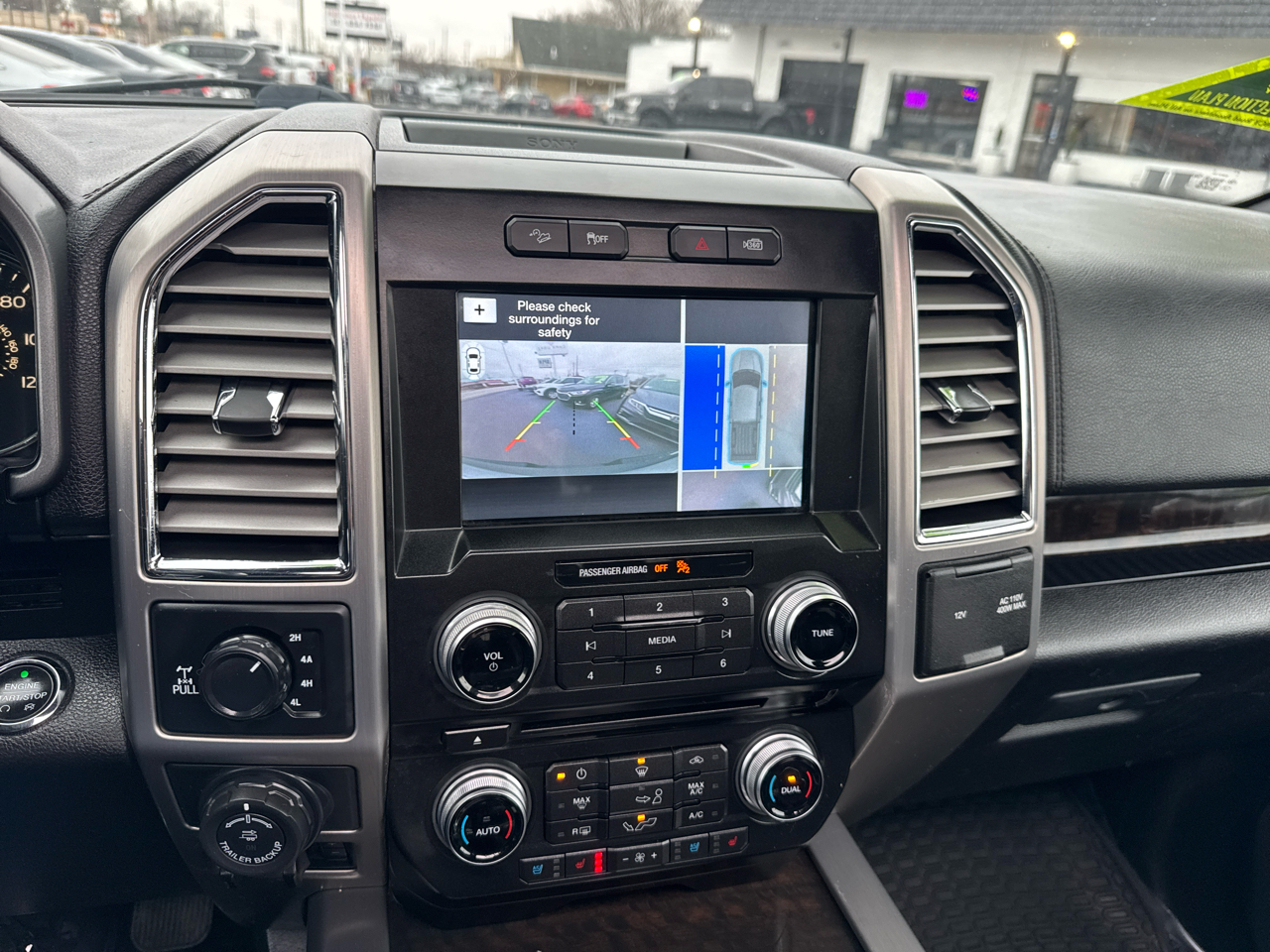 Ford F-150 4WD SuperCrew 145" Platinum 2016