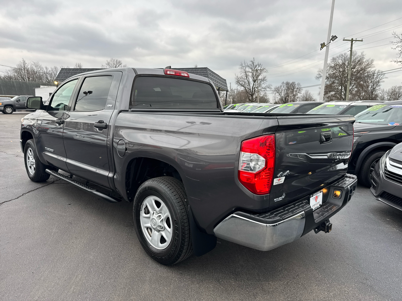 Toyota Tundra SR5 5.7L V8 CrewMax 4WD 2021