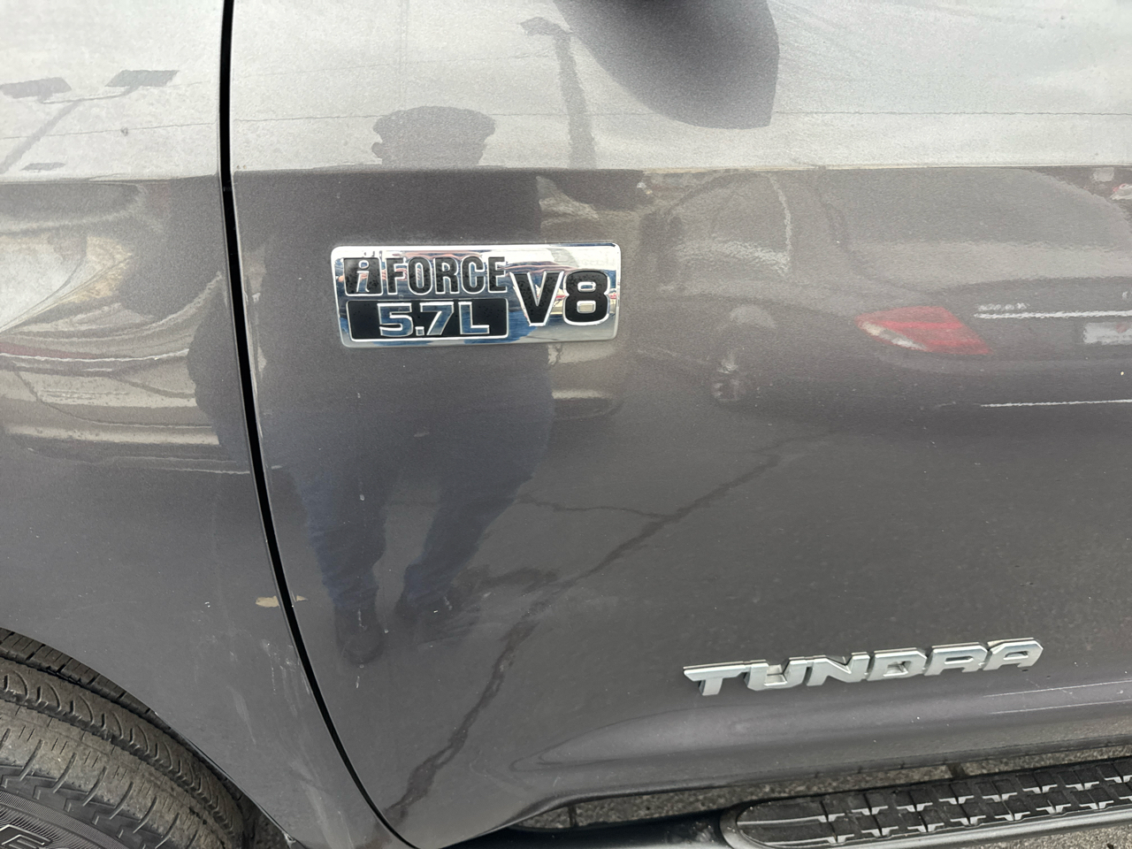 Toyota Tundra SR5 5.7L V8 CrewMax 4WD 2021