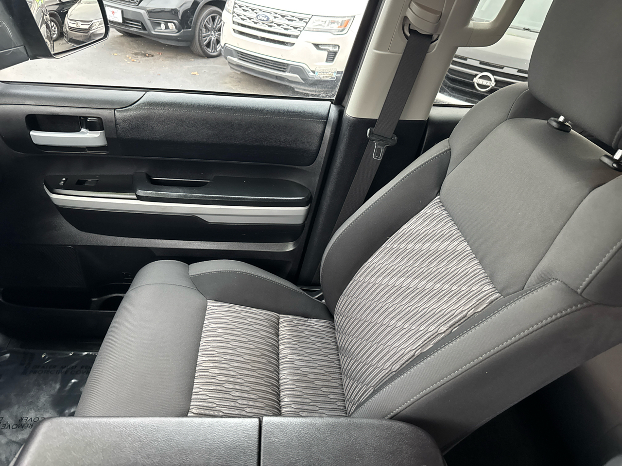 Toyota Tundra SR5 5.7L V8 CrewMax 4WD 2021