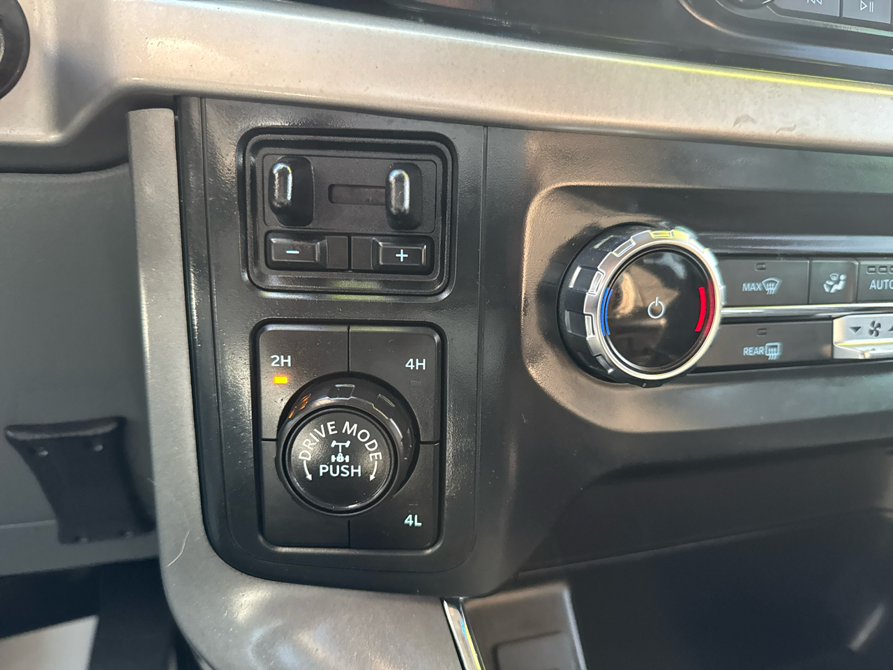 Ford F-150 4WD SuperCab 133" XLT 2022