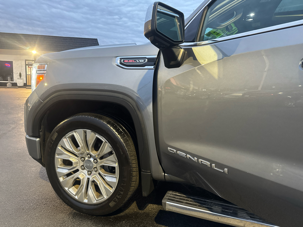 GMC Sierra 1500 Denali Crew Cab Long Box 4WD 2020