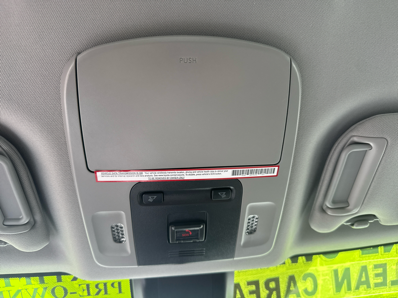 Toyota Camry Hybrid LE 2021