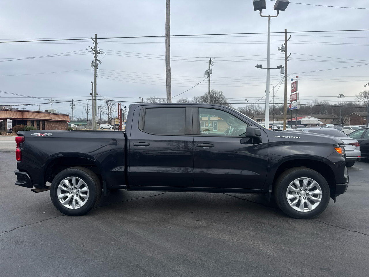 Chevrolet Silverado 1500 Custom 2022