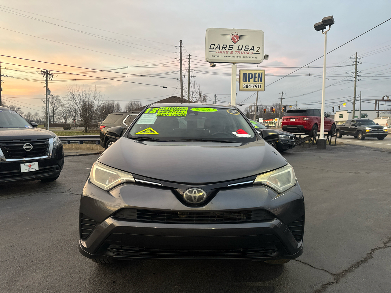 Toyota RAV4 LE AWD 2018