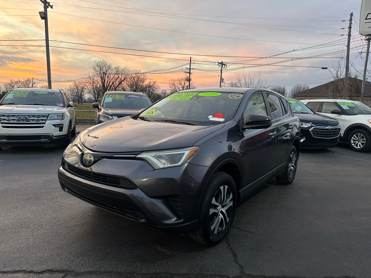 Toyota RAV4 LE AWD 2018