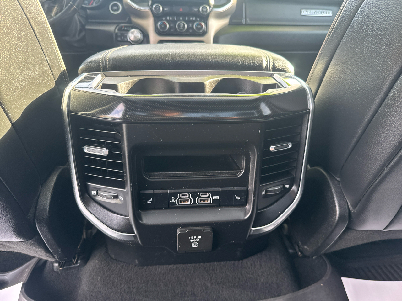 RAM 1500 Laramie Crew Cab SWB 4WD 2019