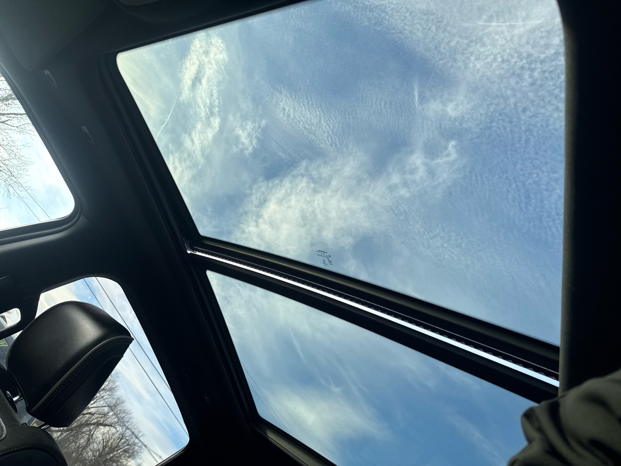 RAM 1500 Laramie Crew Cab SWB 4WD 2019