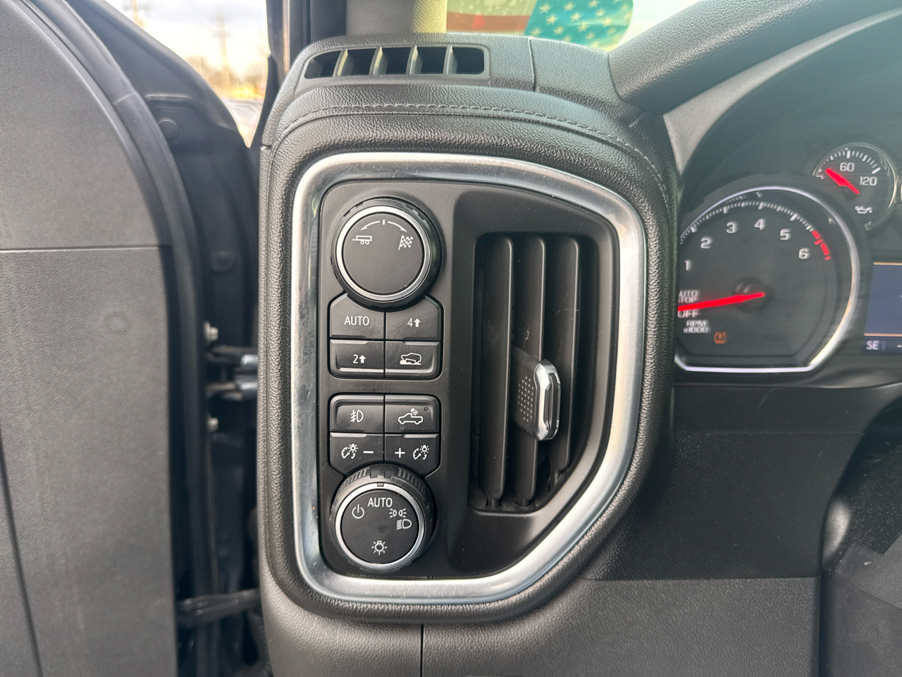 Chevrolet Silverado 1500 RST Crew Cab 4WD 2019