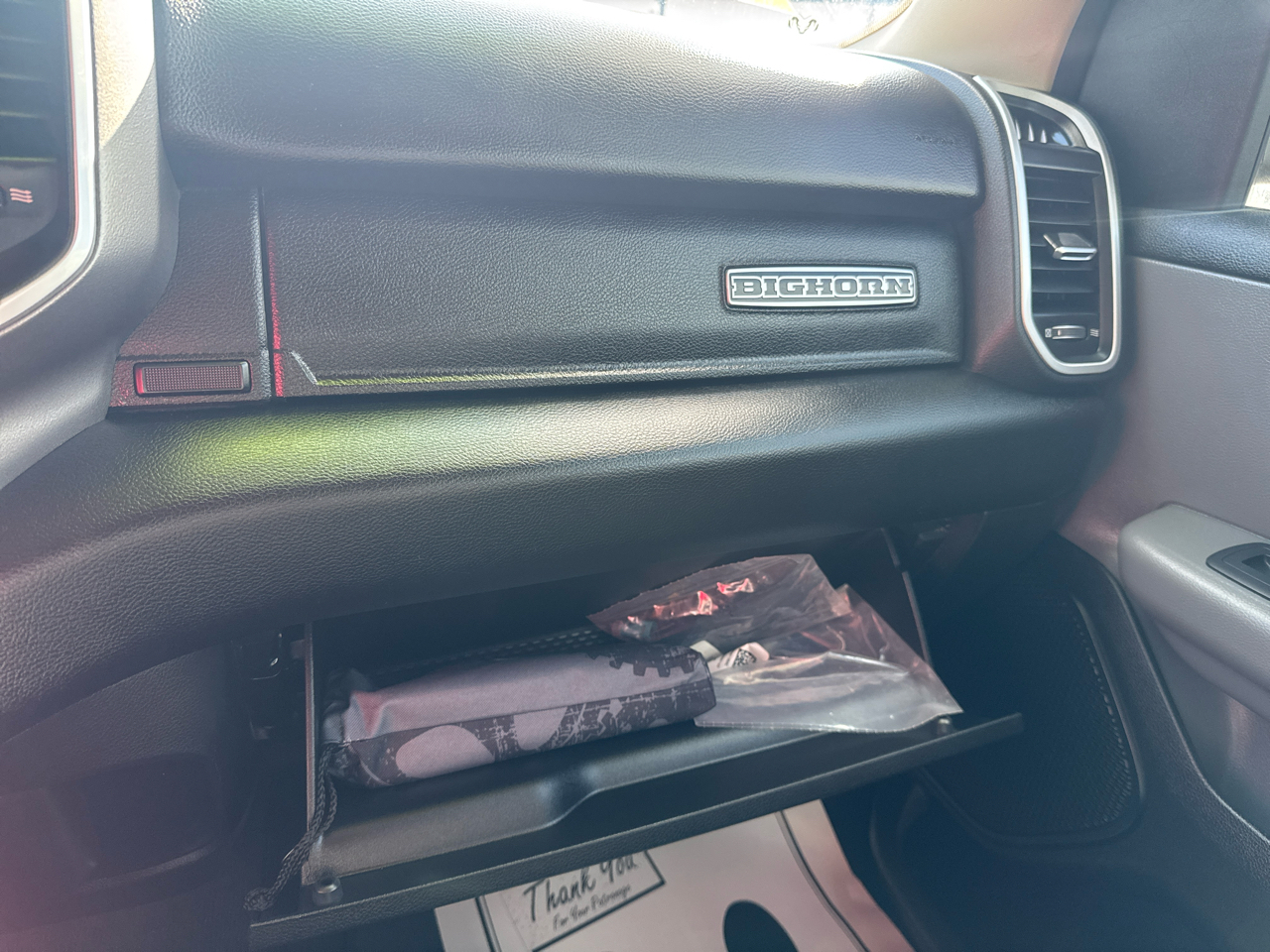 RAM 1500 Big Horn Crew Cab SWB 4WD 2020