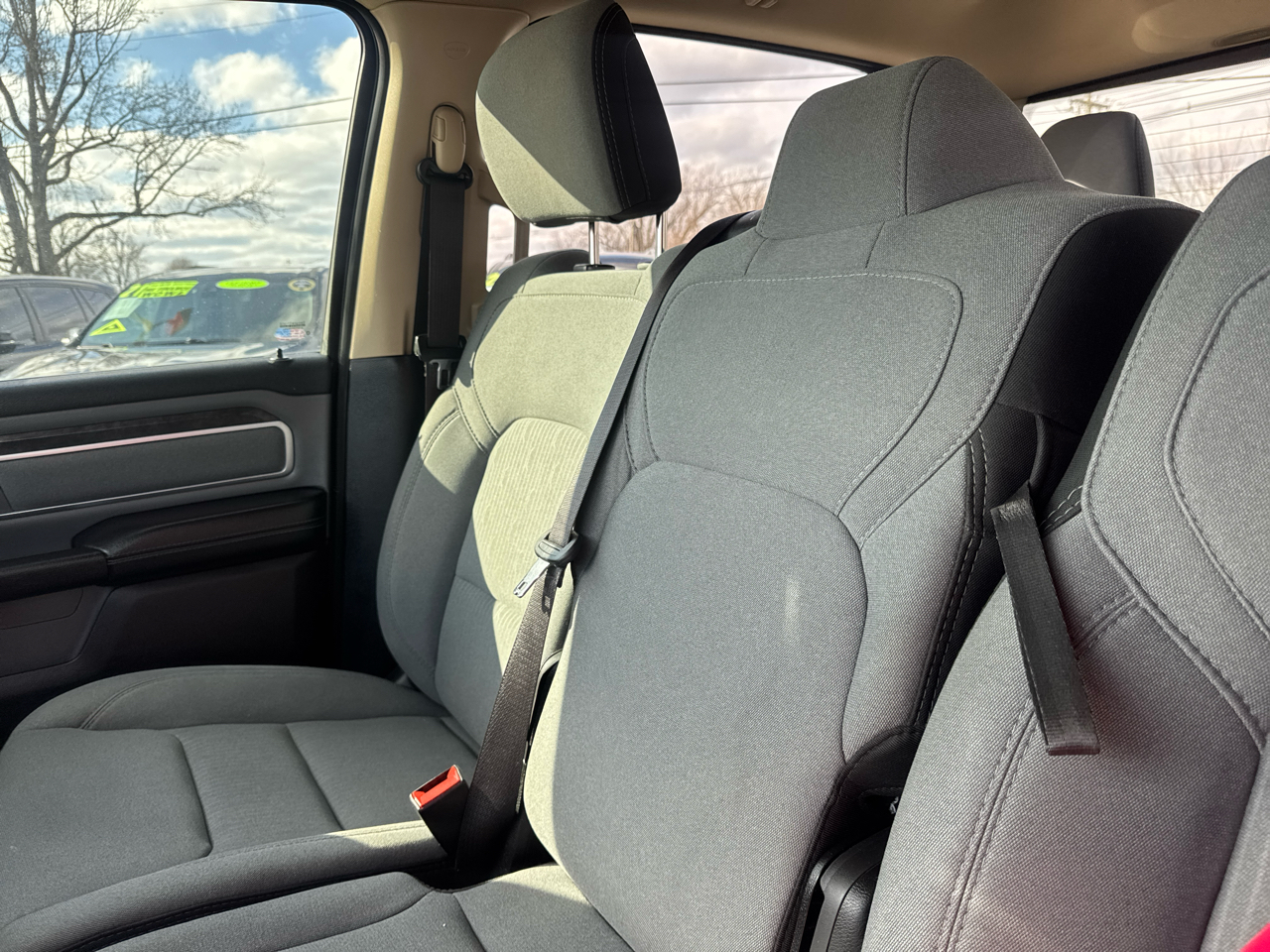 RAM 1500 Big Horn Crew Cab SWB 4WD 2020