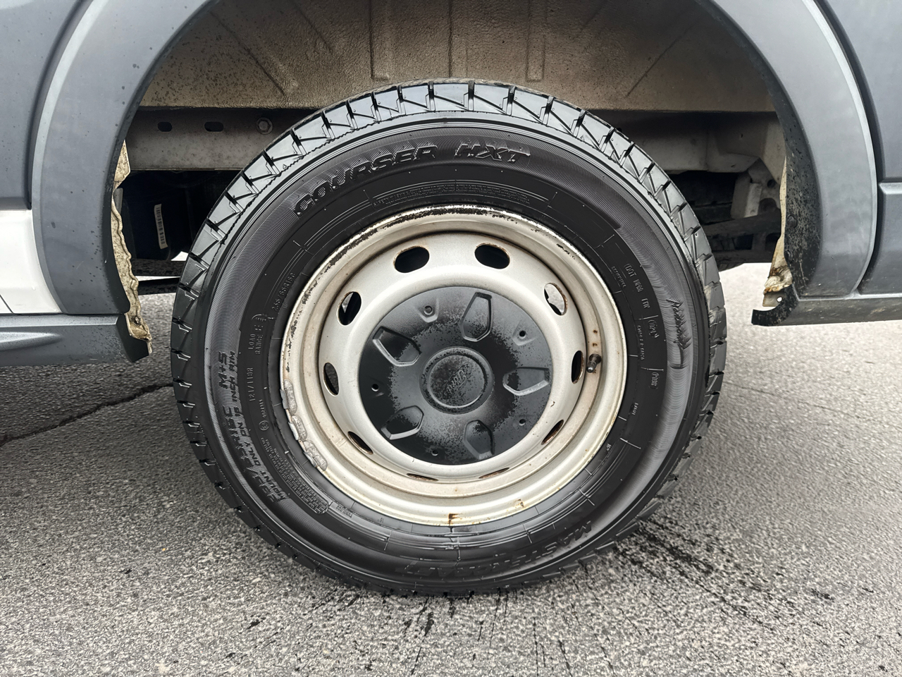 Ford Transit 150 Van Low Roof 60/40 Pass. 130-in. WB 2015