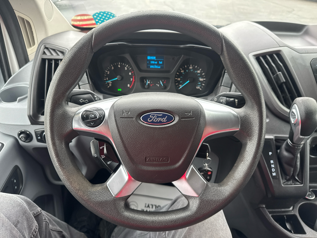 Ford Transit 150 Van Low Roof 60/40 Pass. 130-in. WB 2015