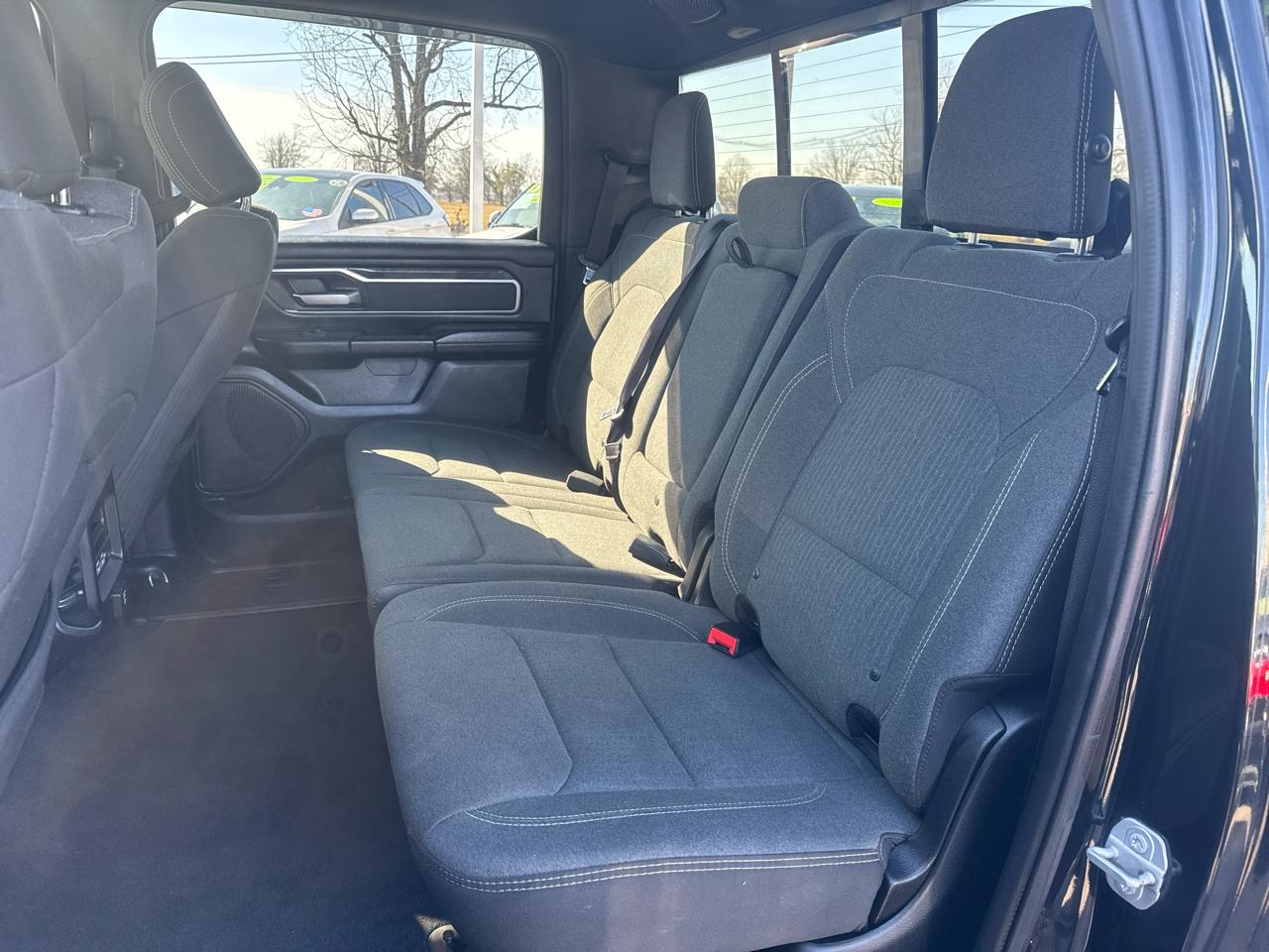 RAM 1500 Big Horn Crew Cab SWB 4WD 2019