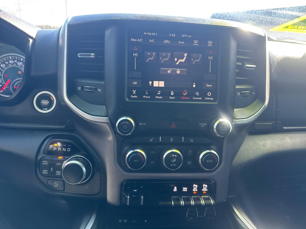 RAM 1500 Big Horn Crew Cab SWB 4WD 2019