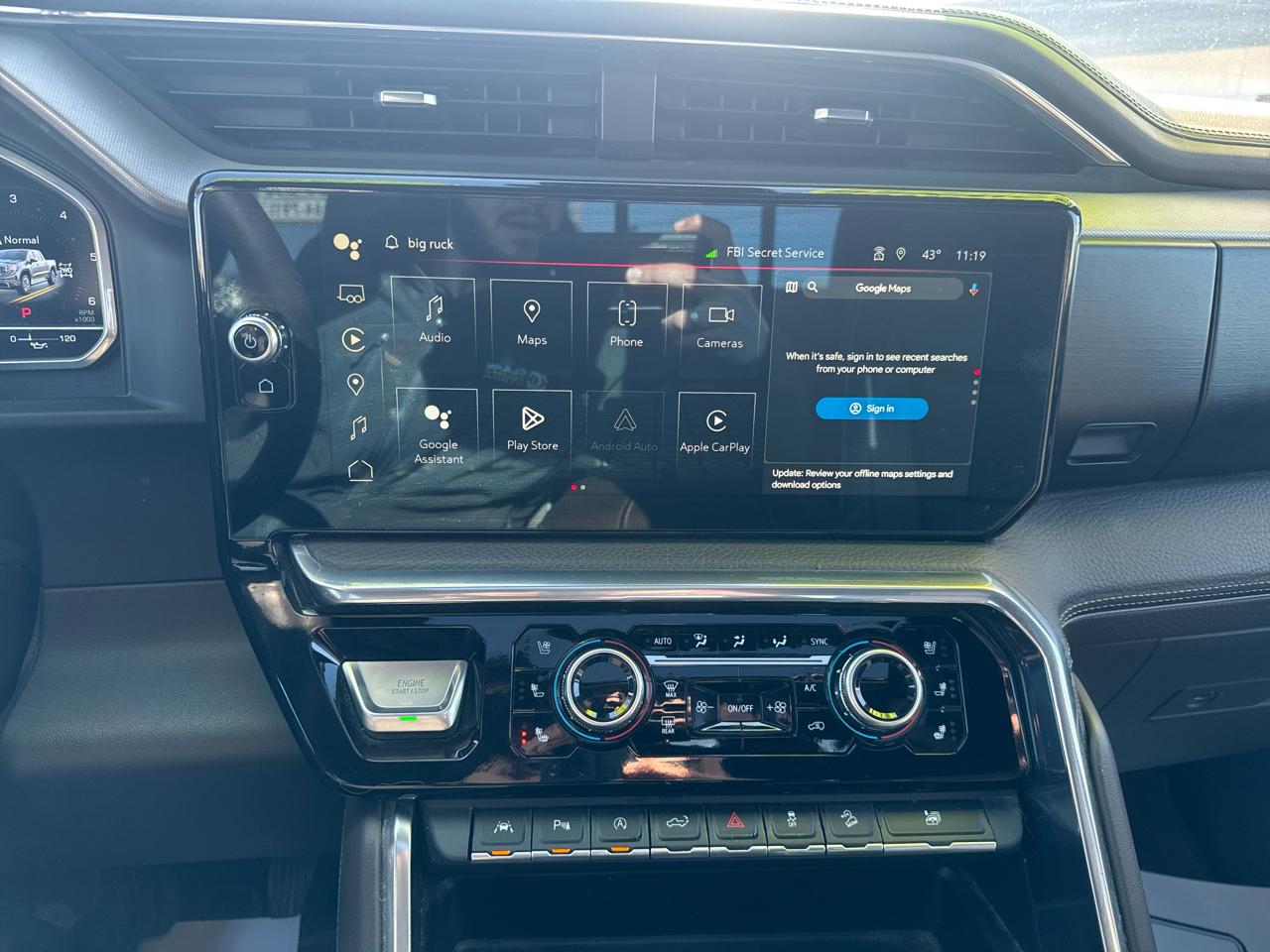 GMC Sierra 1500 Denali Crew Cab Short Box 4WD 2023