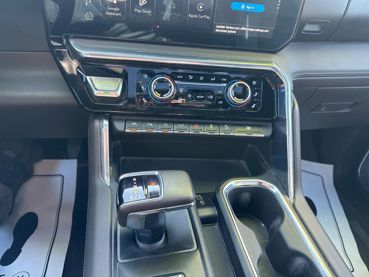 GMC Sierra 1500 Denali Crew Cab Short Box 4WD 2023