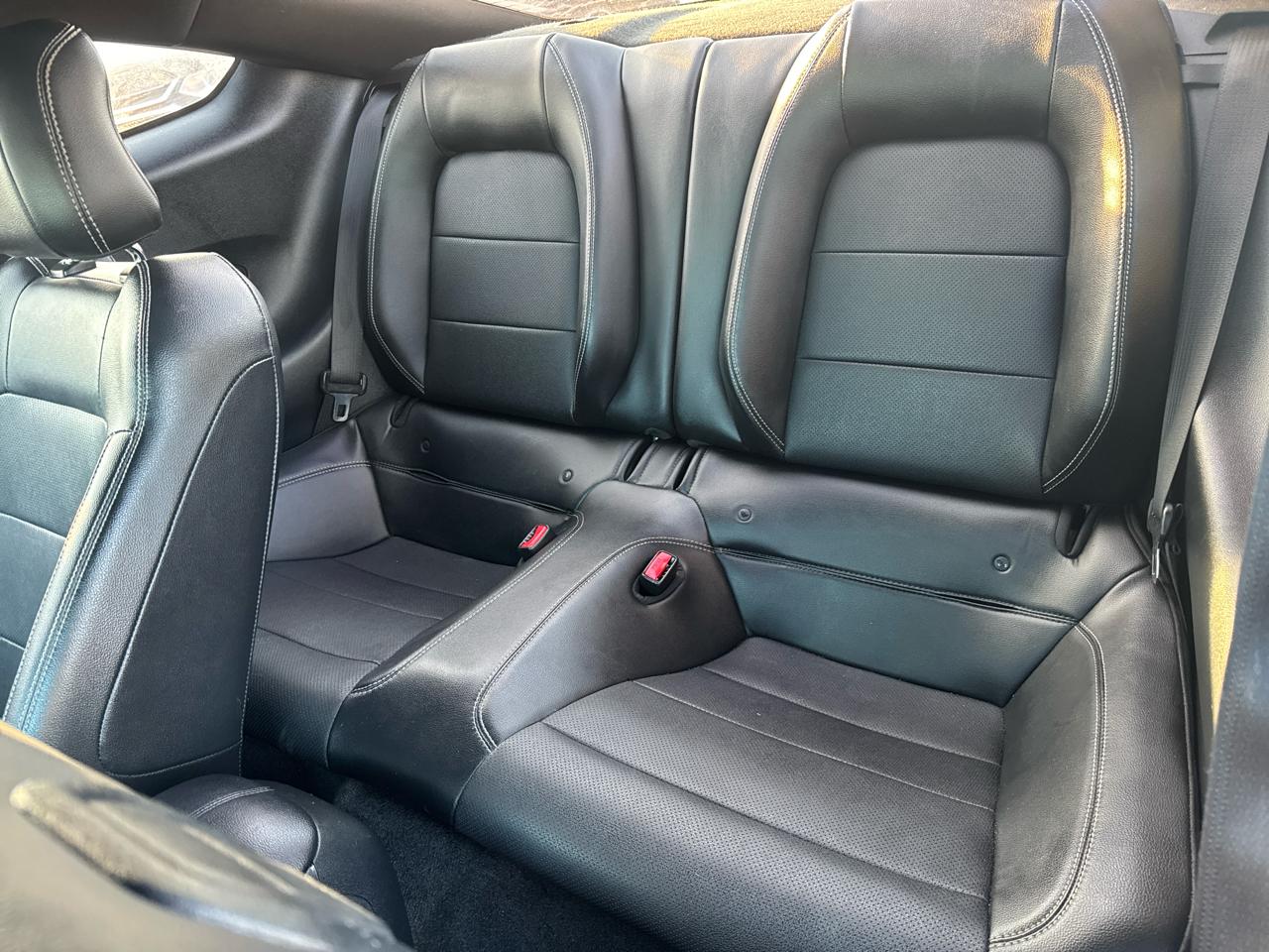 Ford Mustang GT Premium Coupe 2017