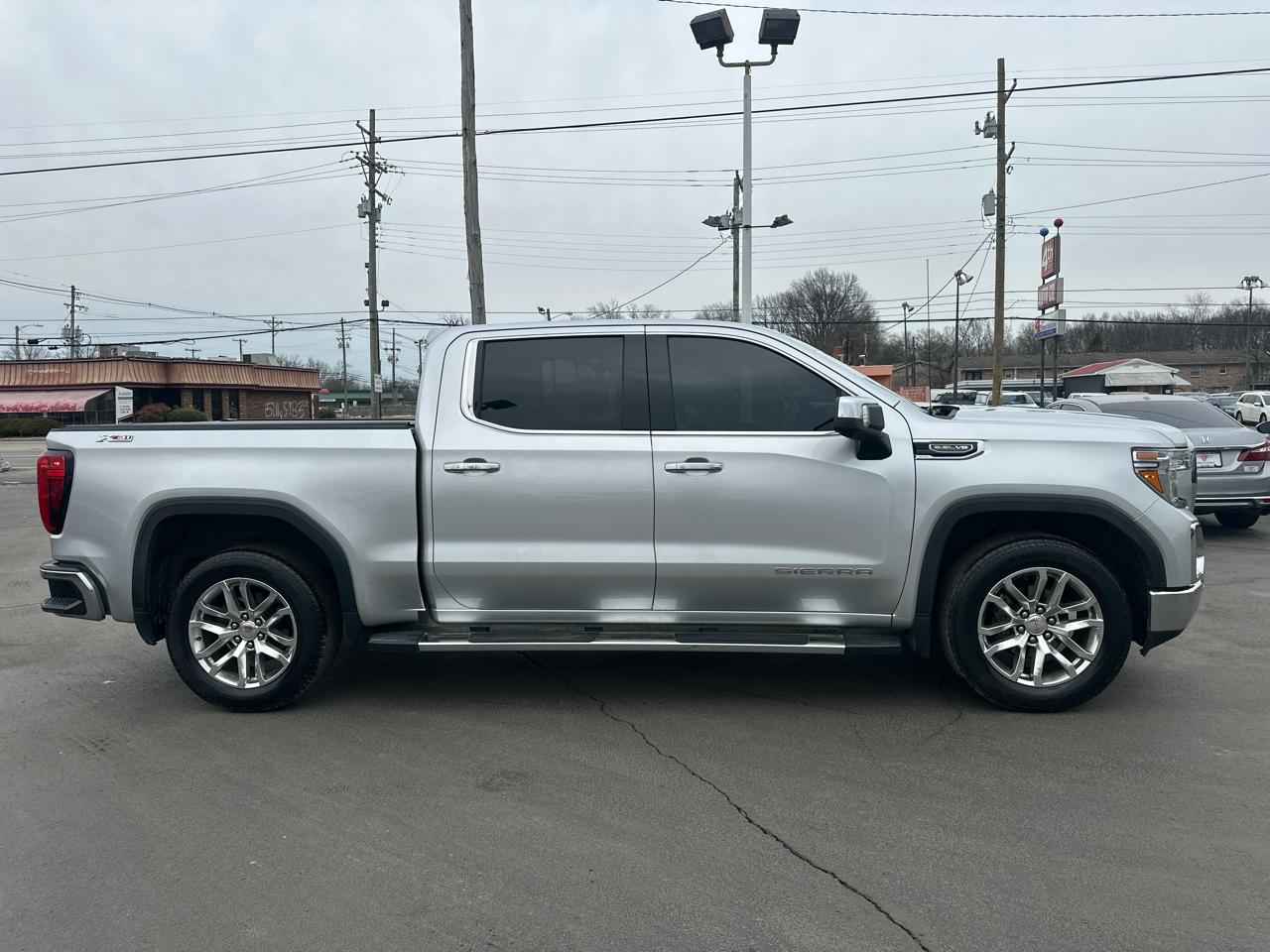 GMC Sierra 1500 2WD Crew Cab 143.5" SLT 2020