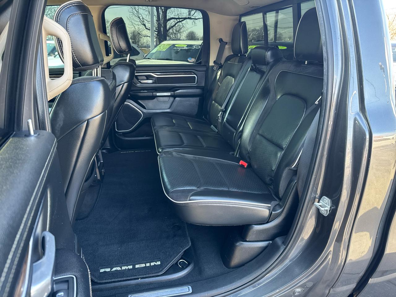 RAM 1500 Laramie Crew Cab SWB 4WD 2019