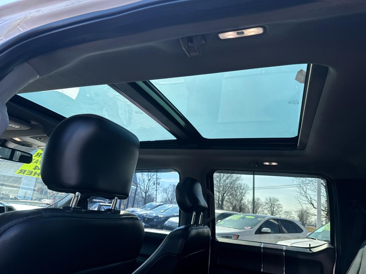 Ford F-150 4WD SuperCab 163" Lariat 2017