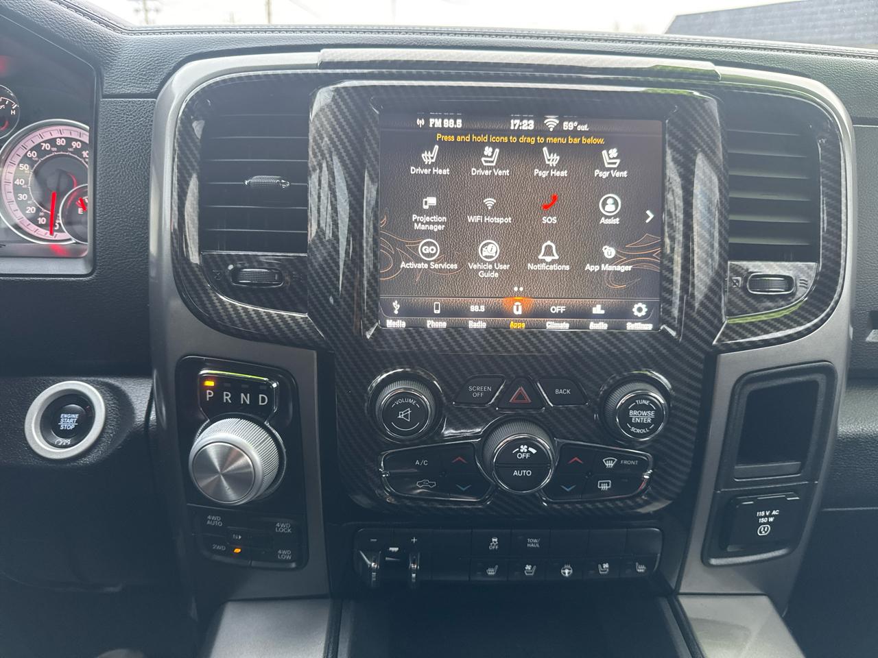 RAM 1500 4WD Crew Cab 149" Sport 2018