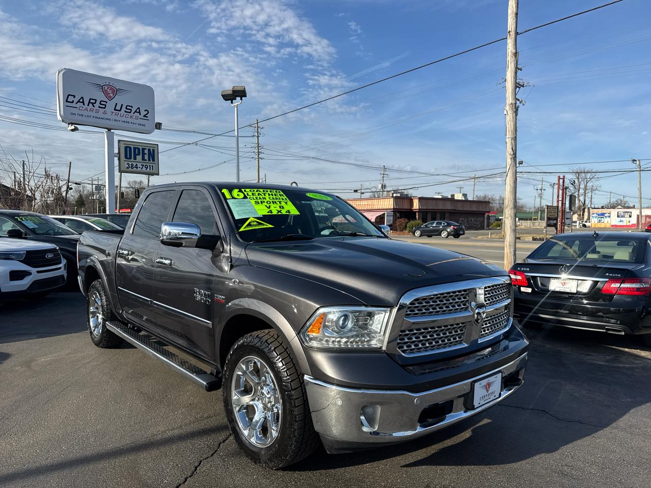 RAM 1500 Laramie Crew Cab SWB 4WD 2016