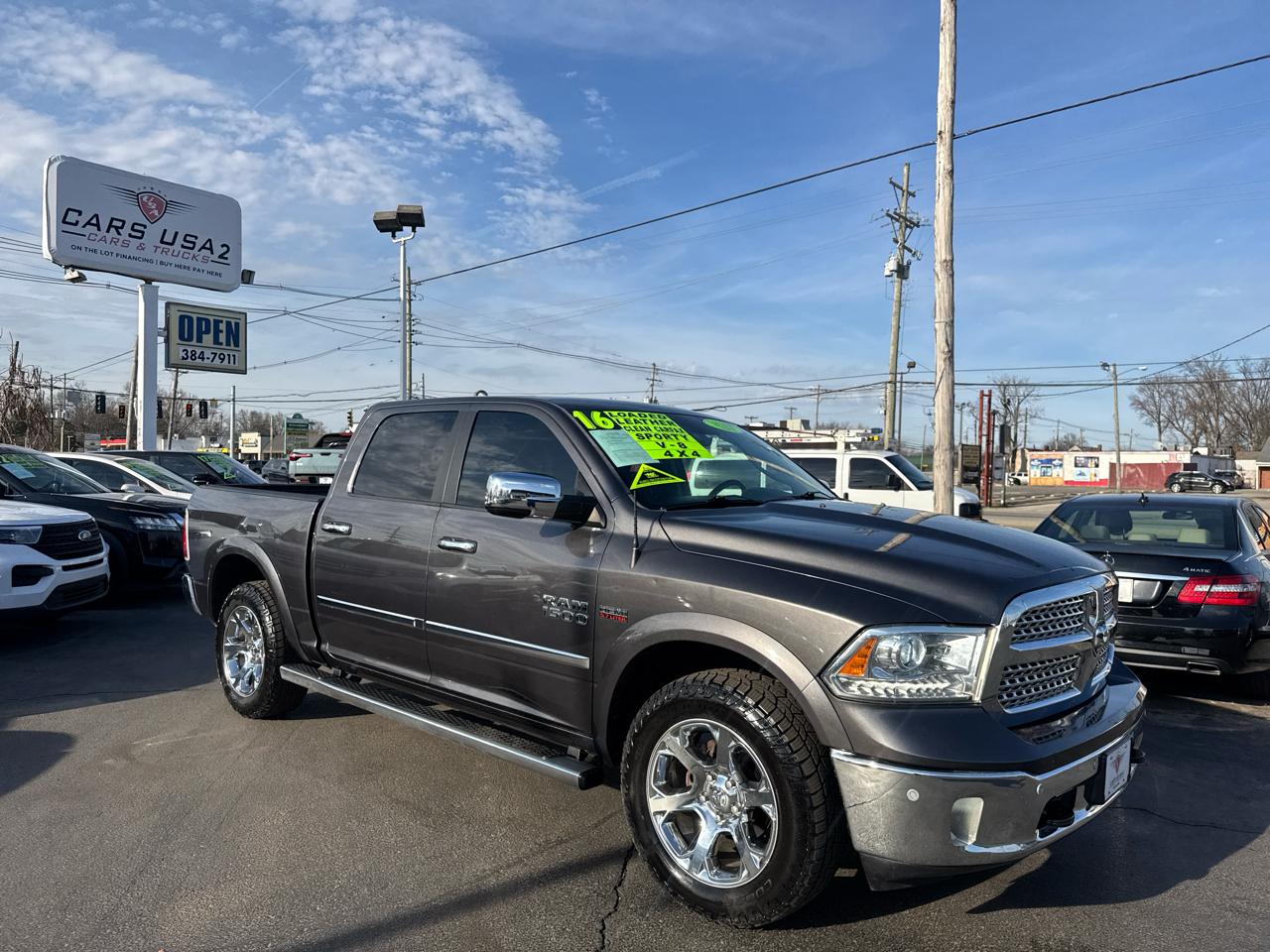 RAM 1500 Laramie Crew Cab SWB 4WD 2016