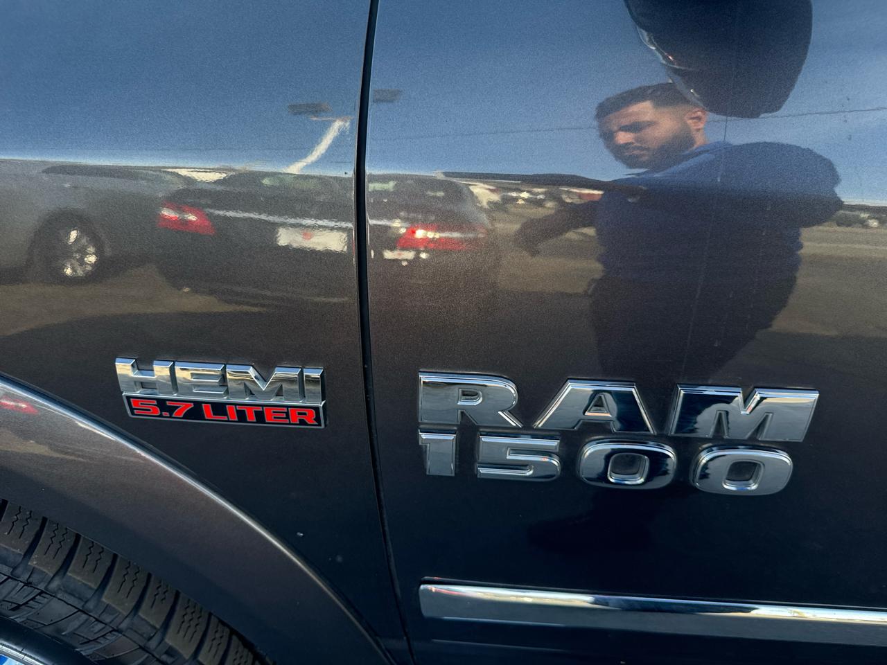RAM 1500 Laramie Crew Cab SWB 4WD 2016