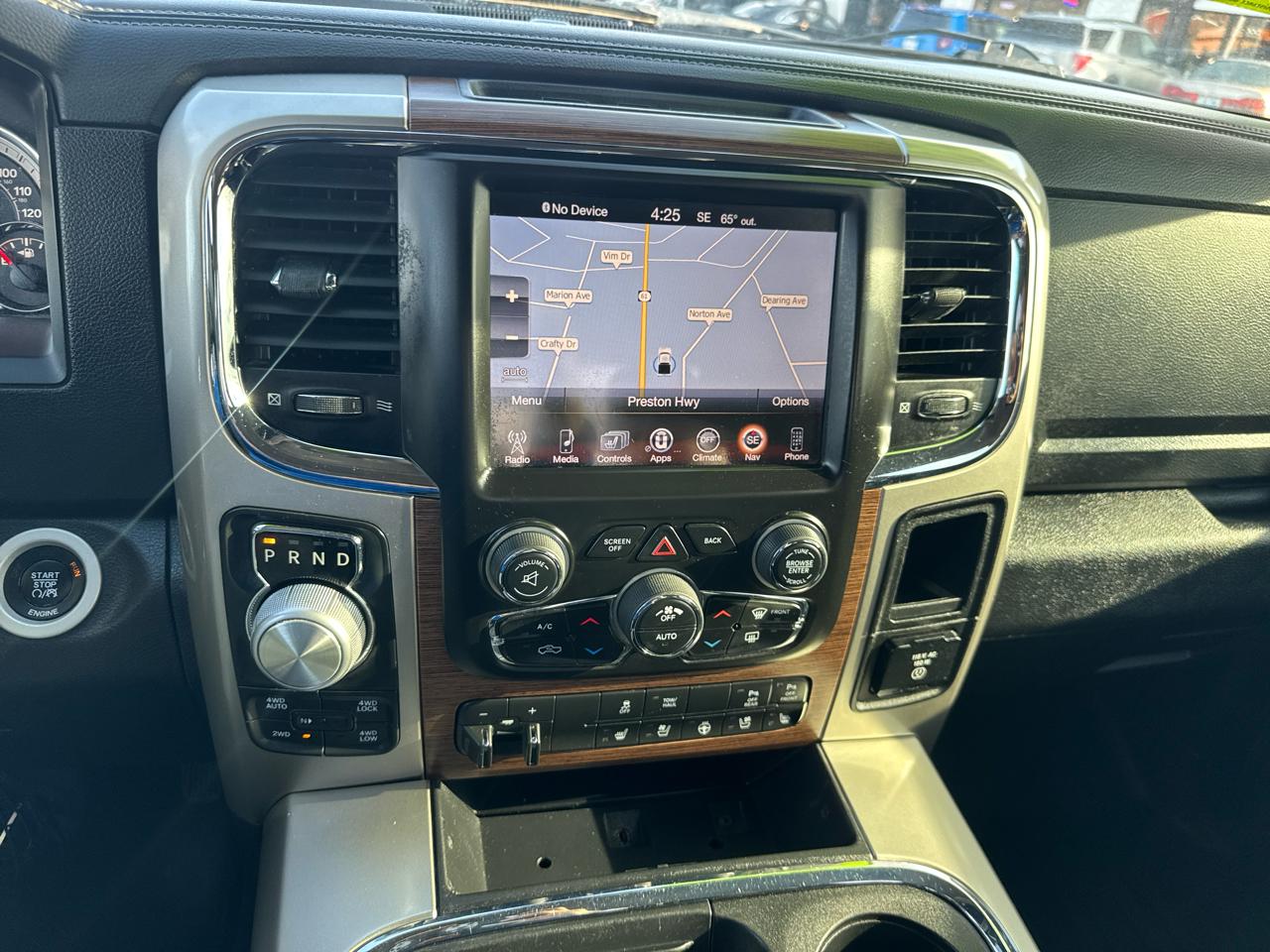 RAM 1500 Laramie Crew Cab SWB 4WD 2016