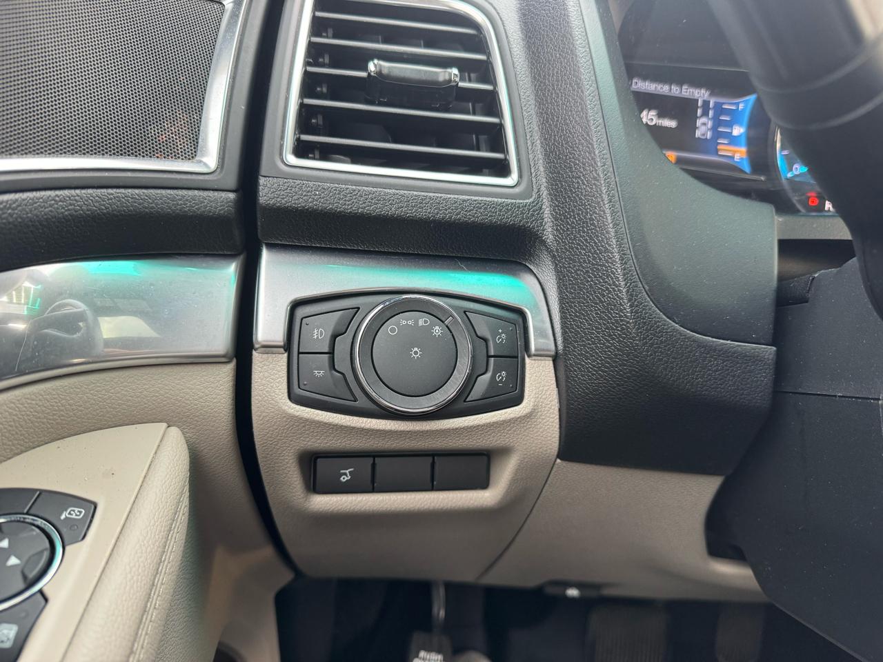 Ford Explorer Limited 4WD 2018