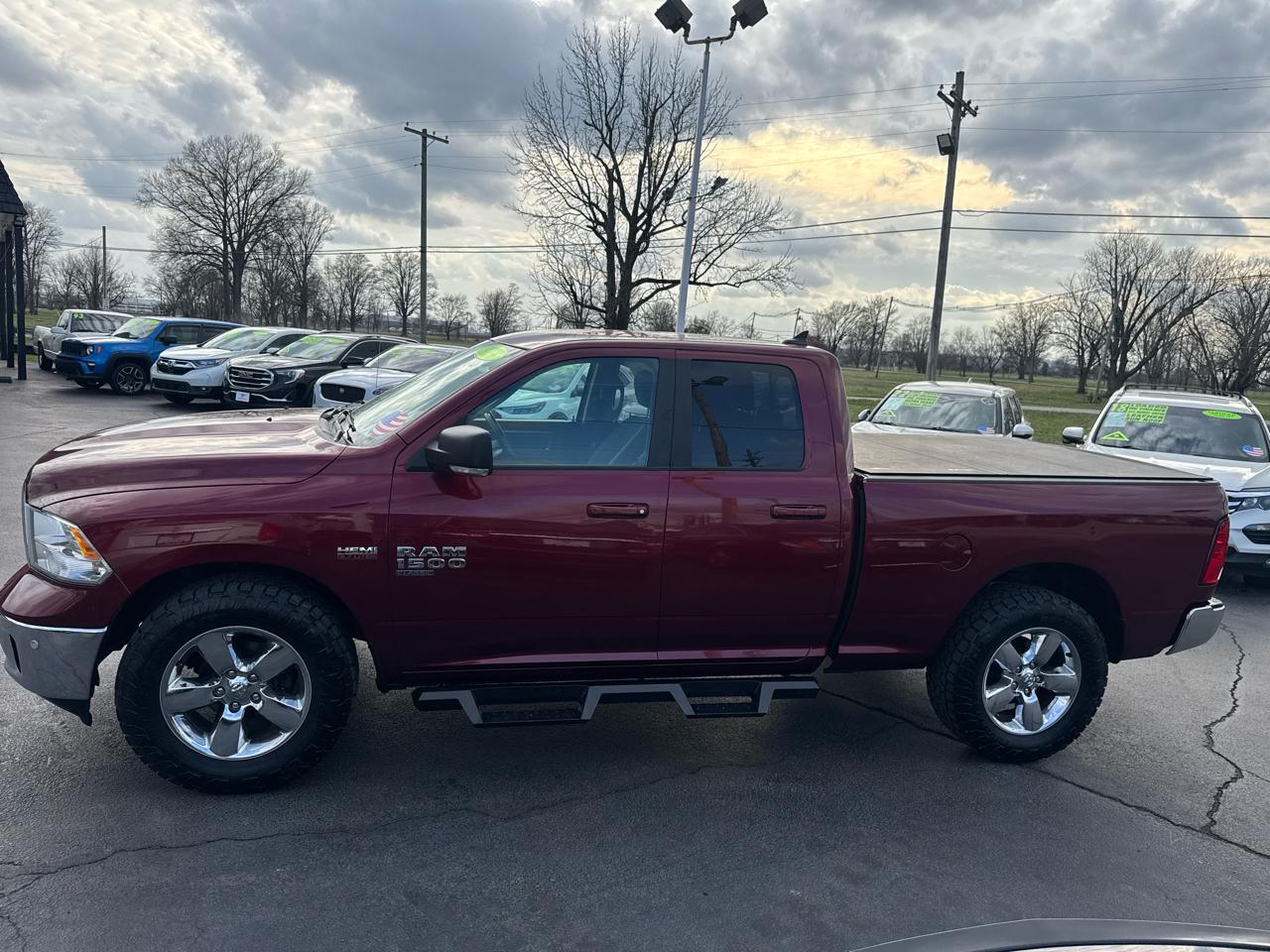 RAM 1500 Classic Tradesman Quad Cab 4WD 2019