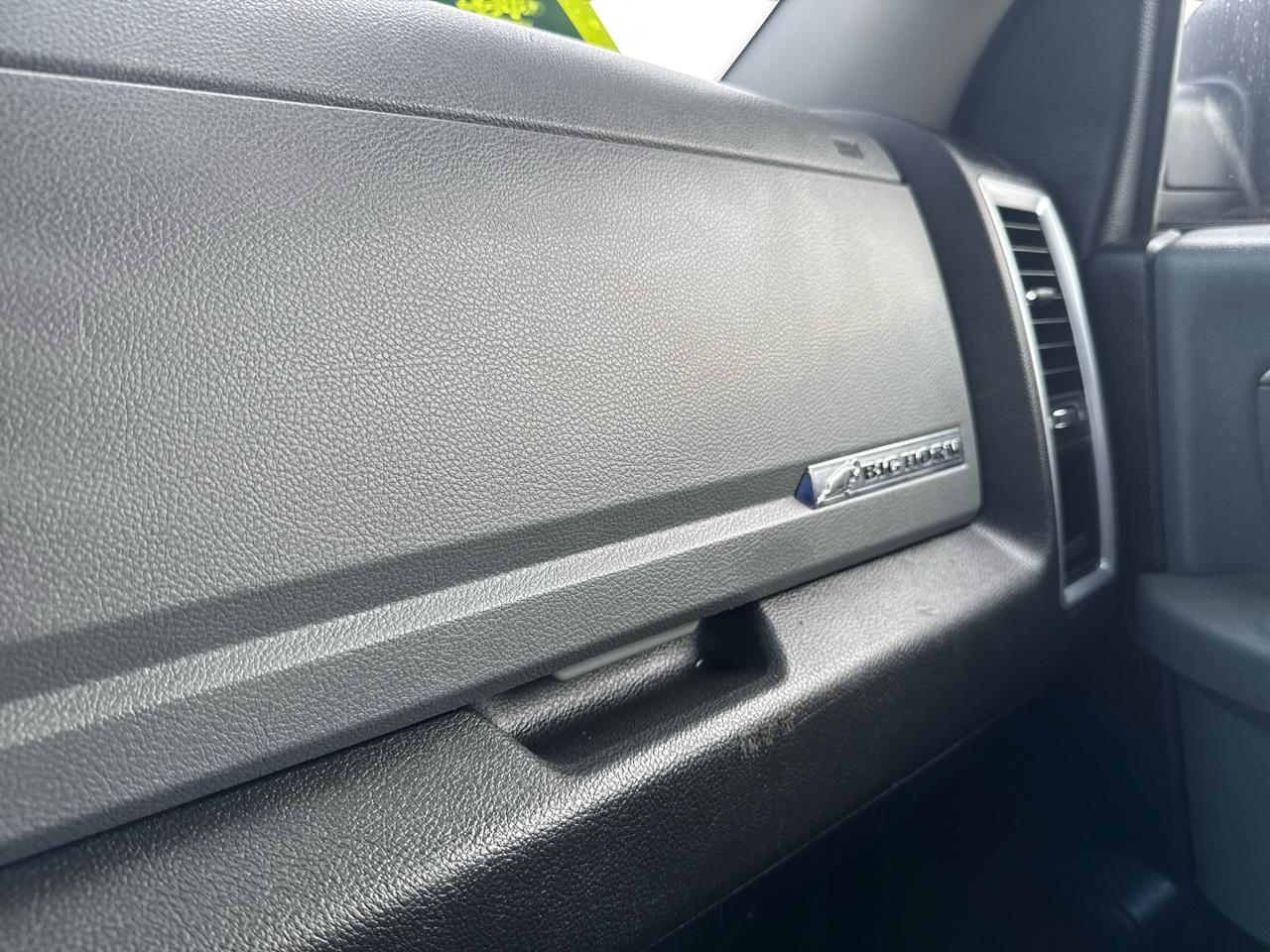 RAM 1500 Classic Tradesman Quad Cab 4WD 2019