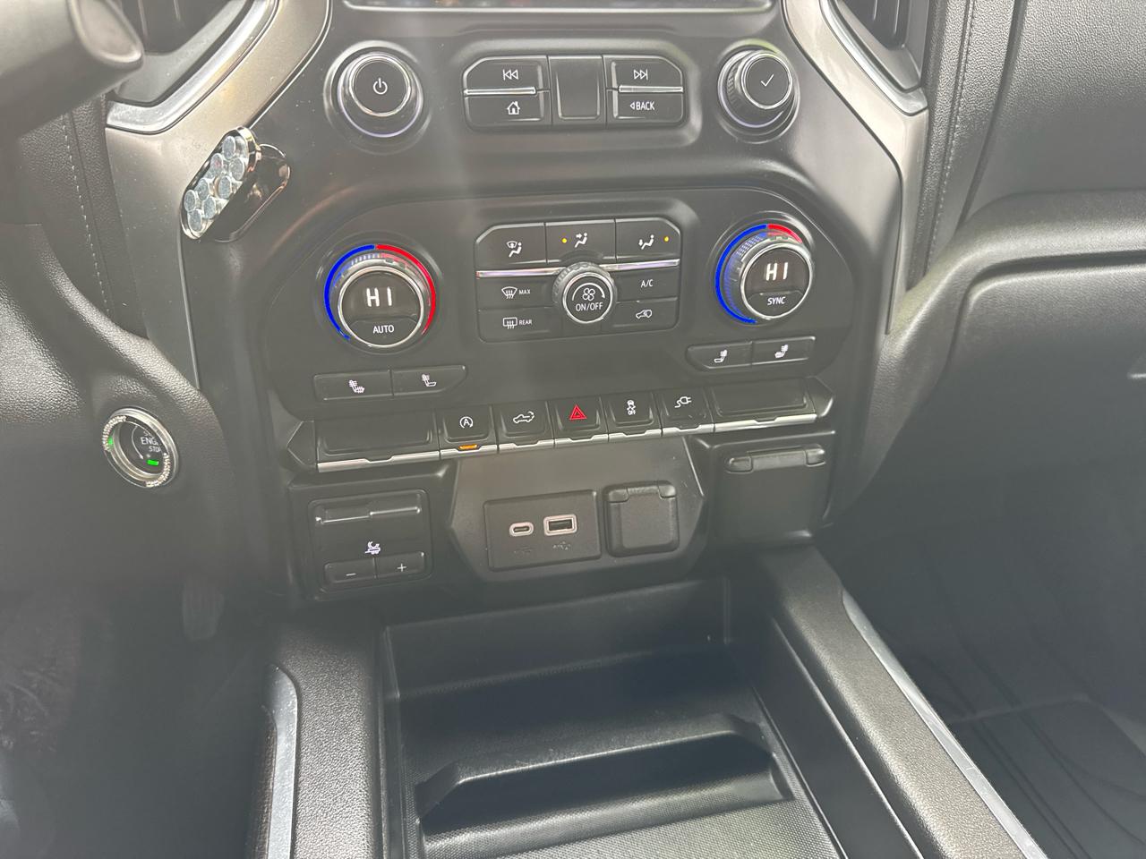 Chevrolet Silverado 1500 4WD Crew Cab 157" RST 2019