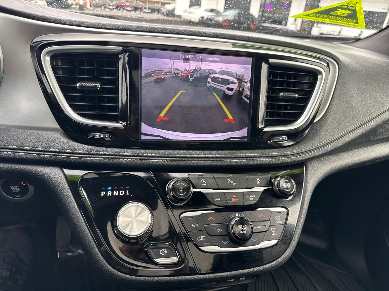 Chrysler Pacifica Limited 2019