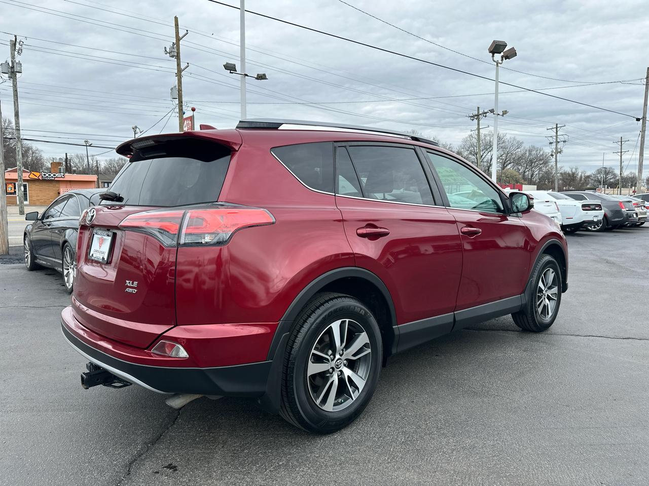 Toyota RAV4 XLE AWD 2018