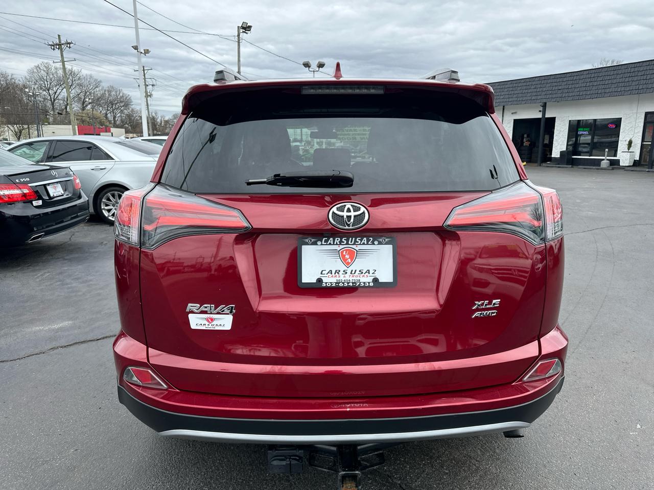 Toyota RAV4 XLE AWD 2018