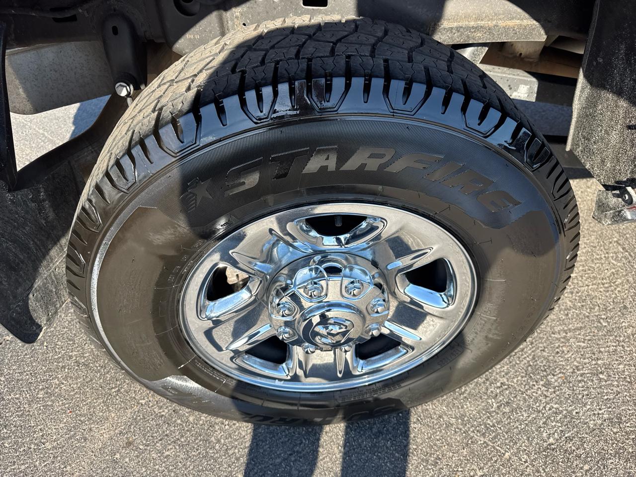 RAM 2500 Tradesman Crew Cab SWB 4WD 2024