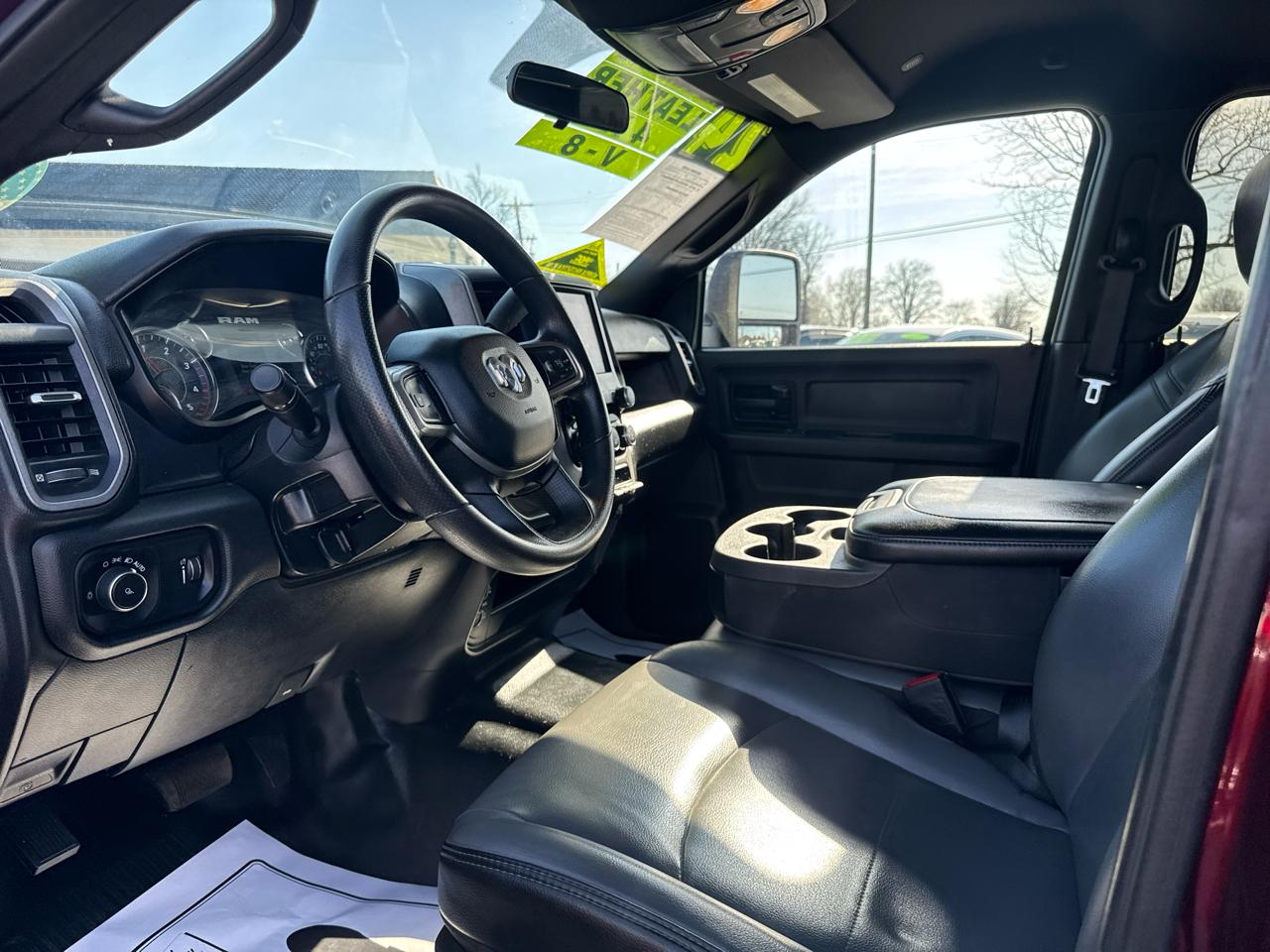 RAM 2500 Tradesman Crew Cab SWB 4WD 2024