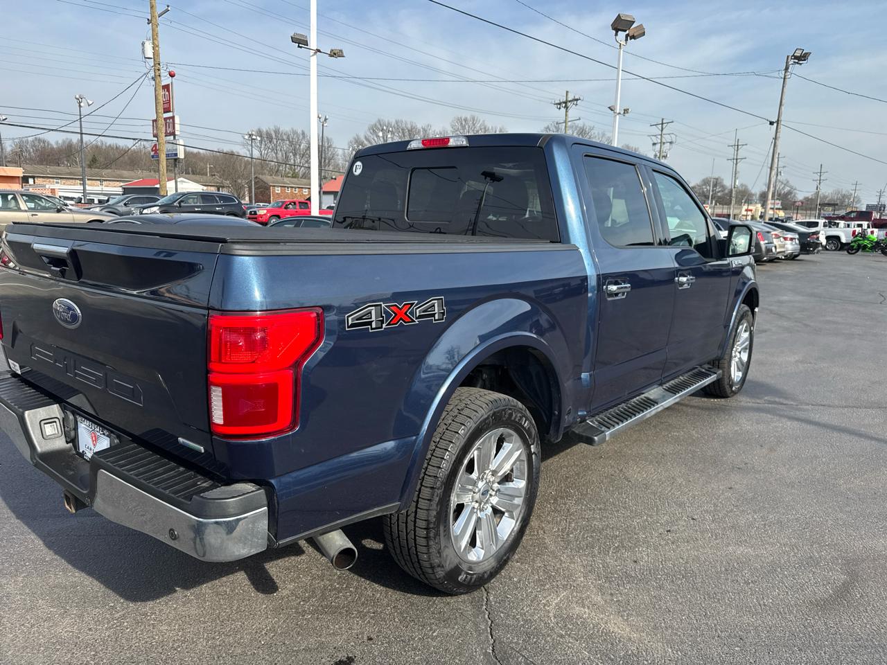 Ford F-150 4WD SuperCab 133" Lariat 2019
