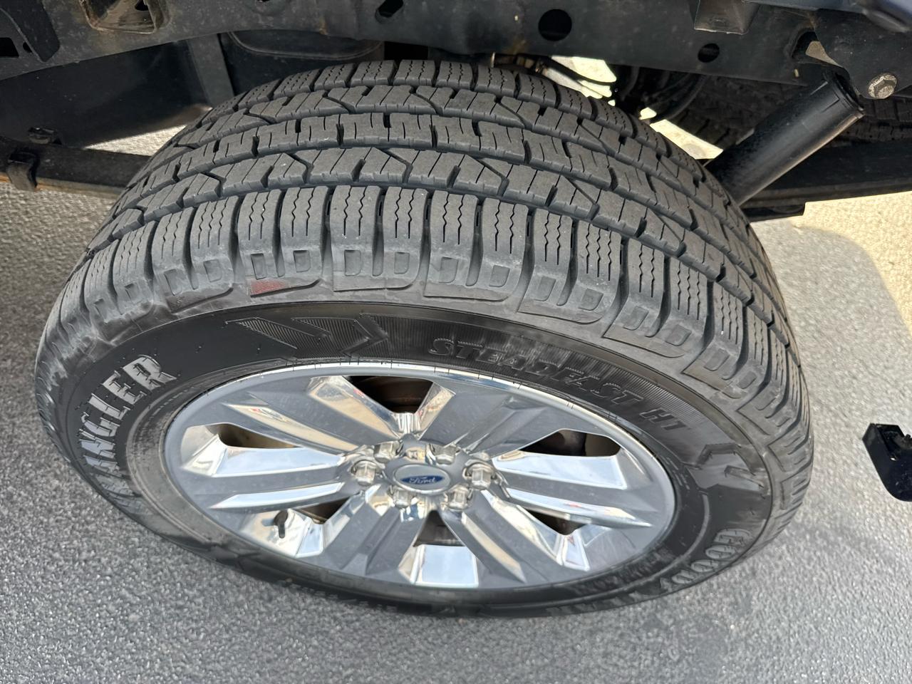 Ford F-150 4WD SuperCab 133" Lariat 2019