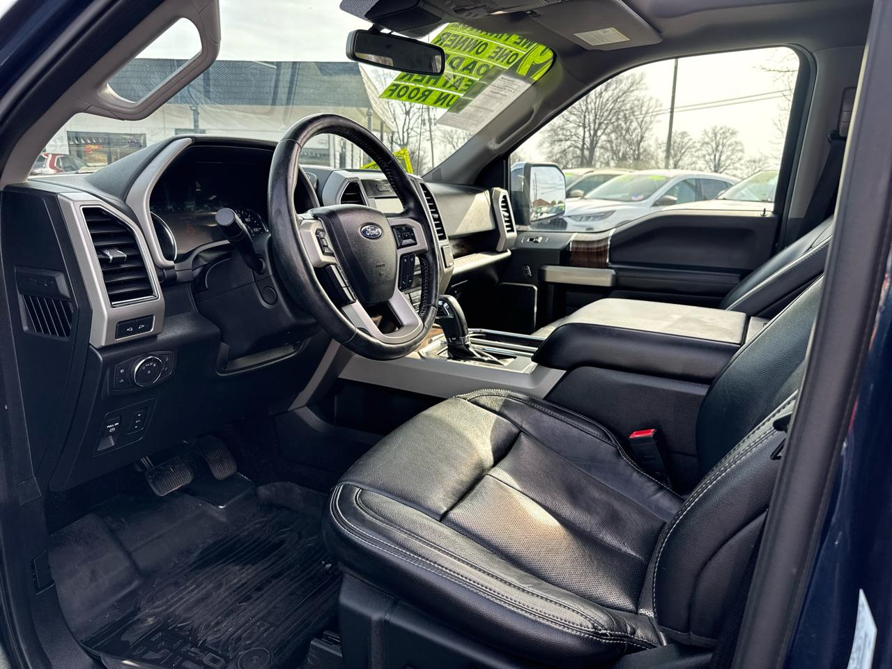 Ford F-150 4WD SuperCab 133" Lariat 2019