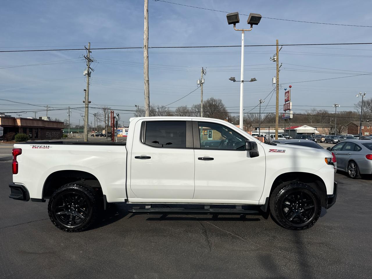 Chevrolet Silverado 1500 4WD Crew Cab 147" Custom Trail Boss 2021